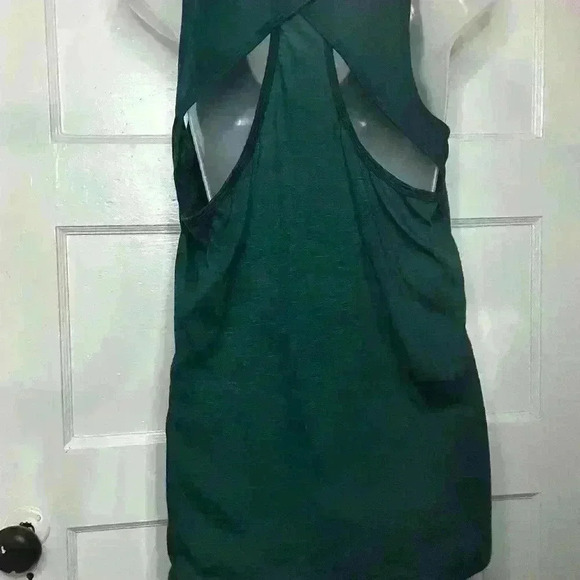 Balance Collection Athletic Tank Emerald Green Back Cut Out Detail Flowy Sz L - Picture 4 of 4